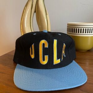NEW OLD STOCK Vintage UCLA Bruins Snapback Hat Cap Headway Black Blue Gold RARE